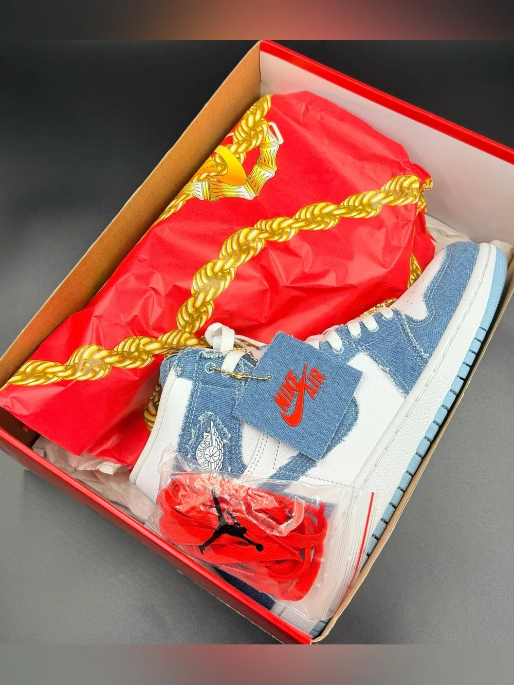 Wmns Air Jordan 1 Retro High OG 'Denim'